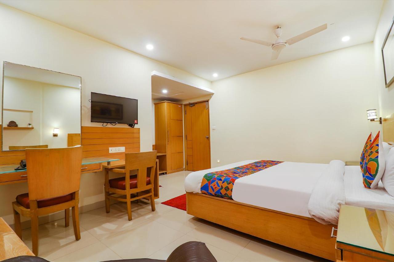היידראבד Fabhotel A&M - Nr Lv Prasad Institute, Banjara Hills מראה חיצוני תמונה