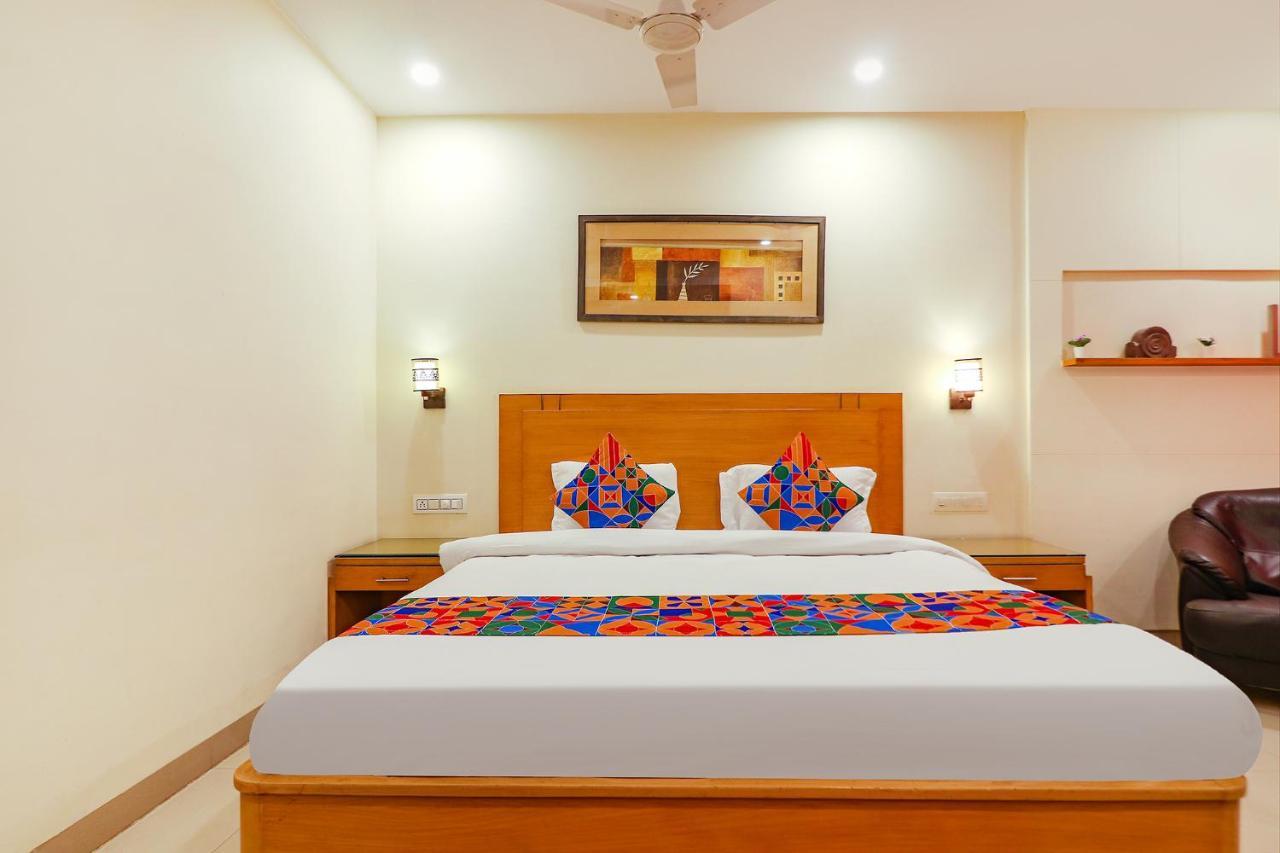 היידראבד Fabhotel A&M - Nr Lv Prasad Institute, Banjara Hills מראה חיצוני תמונה